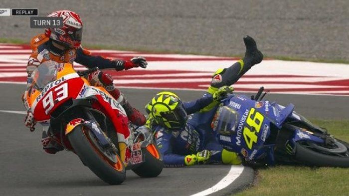 Marc Marquez vs Valentino Rossi.
