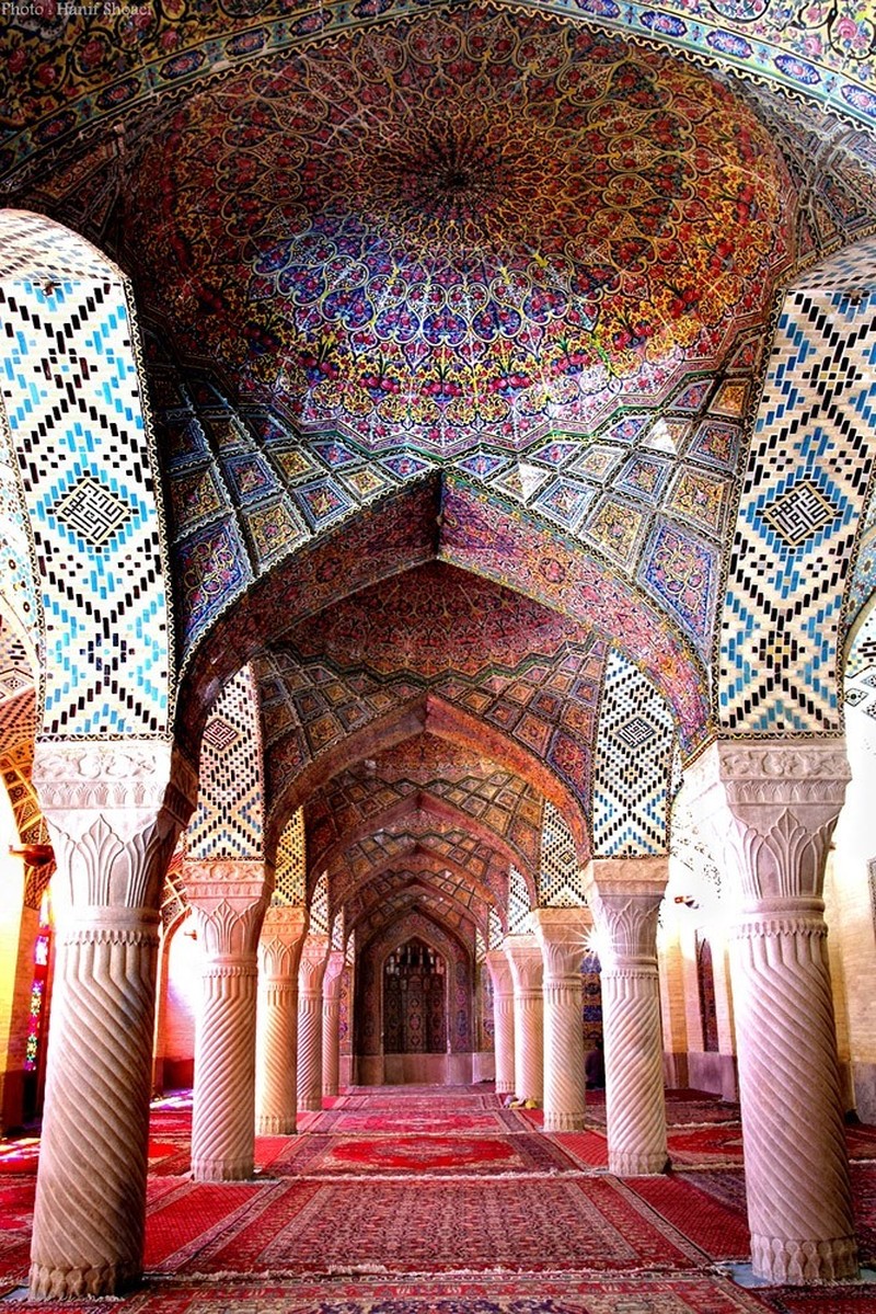 Masjid Nasir al-Mulk di Shiraz, Iran