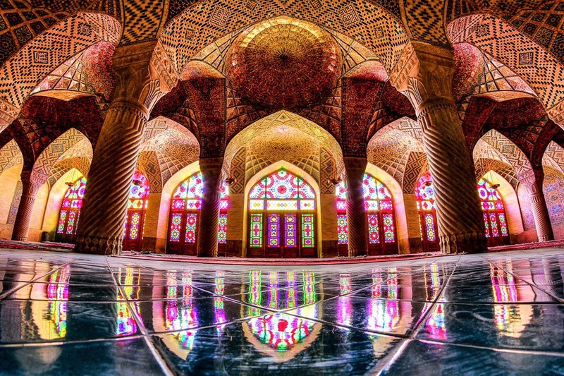 Masjid Nasir al-Mulk di Shiraz, Iran