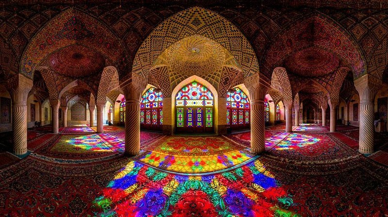 Masjid Nasir al-Mulk di Shiraz, Iran