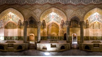 Keindahan Masjid Nasir Al-Mulk ditangkap dengan apik oleh Ganji. Ia memiliki keterampilan memotret yang luar biasa yang sebagian besar dipelajari secara otodidak dari menonton tutorial internet. Foto: Mohammad Reza Domri Ganji/1001 Inventions