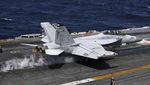 Potret Kapal Induk Nimitz AS Ikut Latihan Militer di Korsel