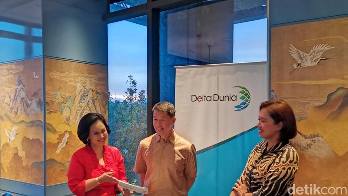 PT Delta Dunia Makmur Tbk