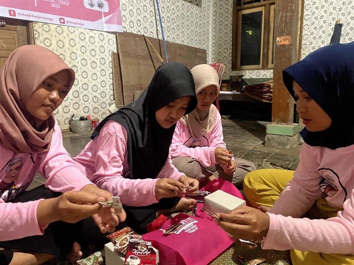 Relawan Ganjar Gelar Pelatihan Kelola Limbah Plastik di Kebumen