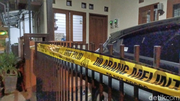 TKP Pembacokan mantan Ketua KY Jaja Ahmad Jayus