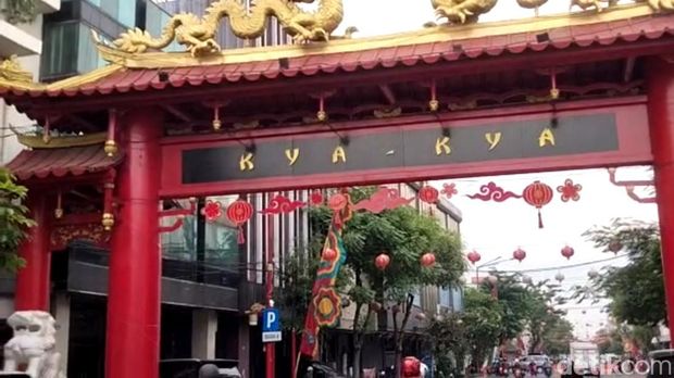 Wisata kuliner Kya-kya di Jalan Kembang Jepun Surabaya