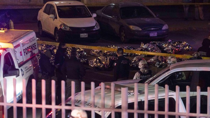 Kebakaran di fasilitas migran di Ciudad Juarez Meksiko menewaskan 39 orang. Kebakaran itu disebabkan oleh tikar yang dibakar oleh para migran yang tengah menggelar protes.