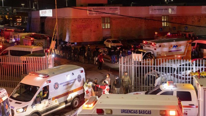 Kebakaran di fasilitas migran di Ciudad Juarez Meksiko menewaskan 39 orang. Kebakaran itu disebabkan oleh tikar yang dibakar oleh para migran yang tengah menggelar protes.