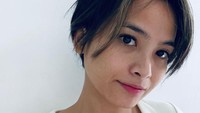 Penampilan baru Acha Septriasa itu juga untuk karakternya di sebuah judul film. Foto: Instagram Acha Septriasa