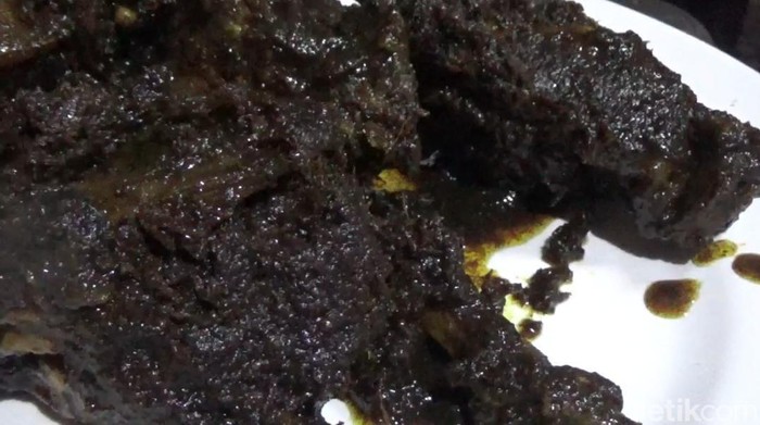 Bebek bumbu hitam Madura kini tersedia dalam kemasan frozen
