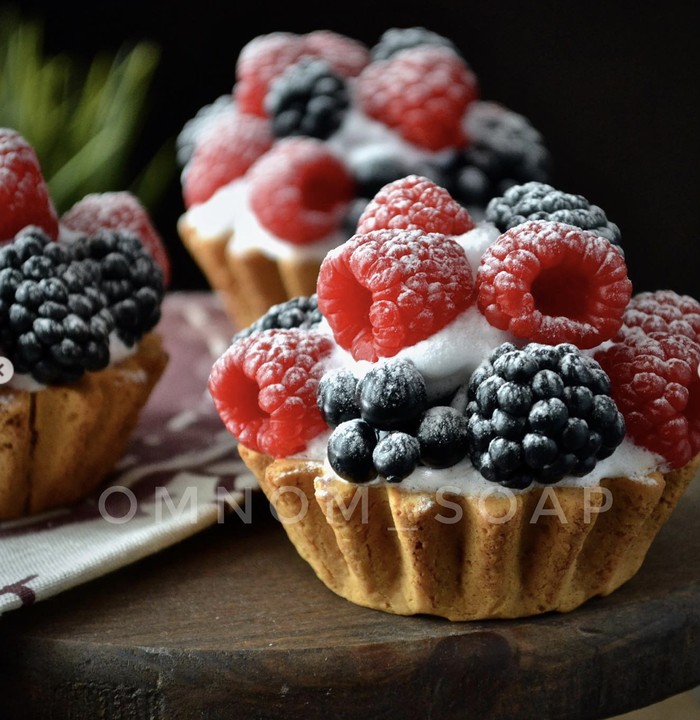 Bikin Ngiler! 10 Sabun Bentuk Dessert hingga Buah Ini Super Mirip
