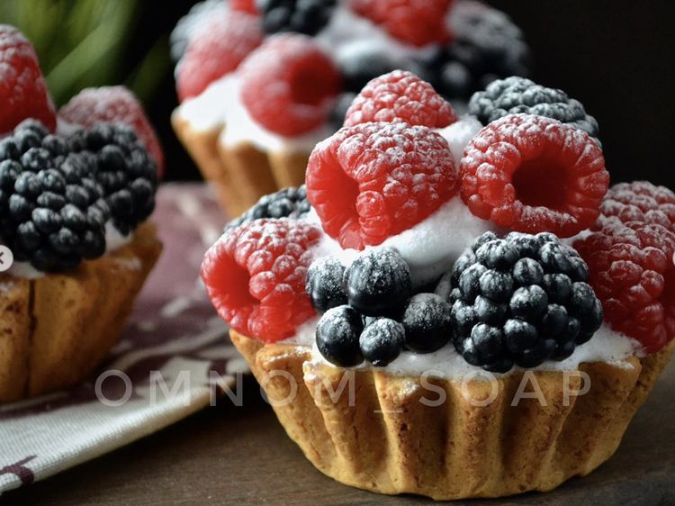 Bikin Ngiler! 10 Sabun Bentuk Dessert hingga Buah Ini Super Mirip