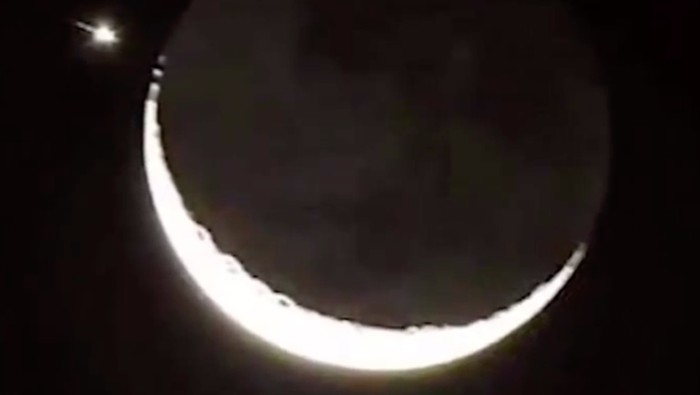 Bulan sabit dan bintang