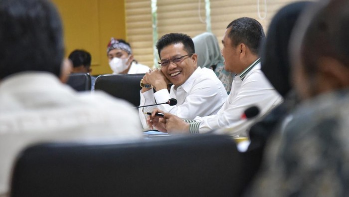 Bupati Bandung Dadang Supriatna