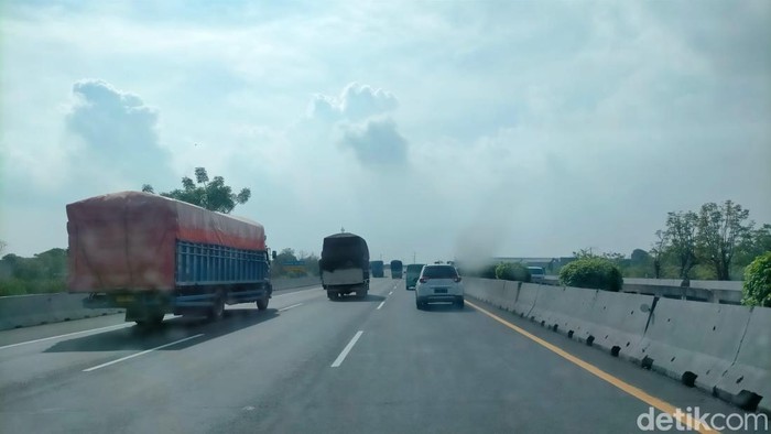 cuaca cerah di surabaya