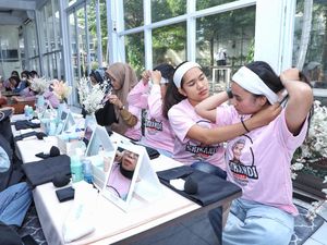 Dorong Peluang Jadi MUA, Srikandi Ganjar Gelar Beauty Class di Jambi