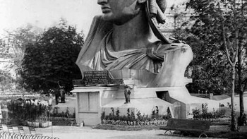 Kedatangan Patung Liberty Pada Tanggal 17 Juni 1885. Patung Liberty Merupakan Hadiah Persahabatan Dari Rakyat Prancis Kepada Rakyat Amerika Foto: Facebook.com/oldpictures32