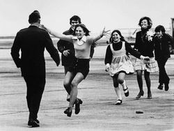 Ada Cerita Mencengangkan di Balik Foto Jadul Ini