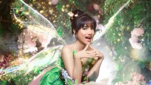 8 Gaya Fuji di Pemotretan Terbaru Banjir Pujian, Cosplay Jadi Tinkerbell