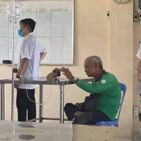Berikut ini potret kedekatan manusia dengan hewan yang begitu menggemaskan. Kalian seperti ini juga nggak nih detikers?