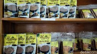 Gula semut yang diekspor adalah varian original dalam bentuk kemasan 25 kg. Khusus ke China nanti, KUB akan mengekspor dalam kemasan 12 gram. Gula semut yang diekspor adalah varian original dalam bentuk kemasan 25 kg. Khusus ke China nanti, KUB akan mengekspor dalam kemasan 12 gram.