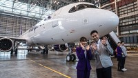 Pada bulan Januari, HK Express meluncurkan livery yang direvisi sebagai bagian dari branding korporat yang disegarkan.