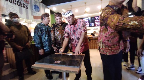 Kepala BNPT Komjen Pol Boy Rafli Amar meresmikan Warung NKRI di Kelurahan Jimbaran, Kecamatan Kuta Selatan, Kabupaten Badung, Bali, Rabu (29/3/2023).