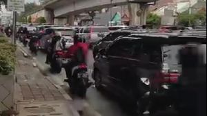 Lalin Jalan Letjen Suprapto Arah Senen Jakpus Macet Pagi Ini