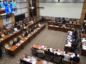 Mahfud di DPR: Jangan Gertak Halangi Penyidikan, Bisa Seperti Pengacara Novanto
