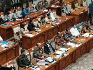 Gerahnya Rapat Rp 349 T di DPR, Hujan Interupsi-Mahfud Md Sebut Copet!