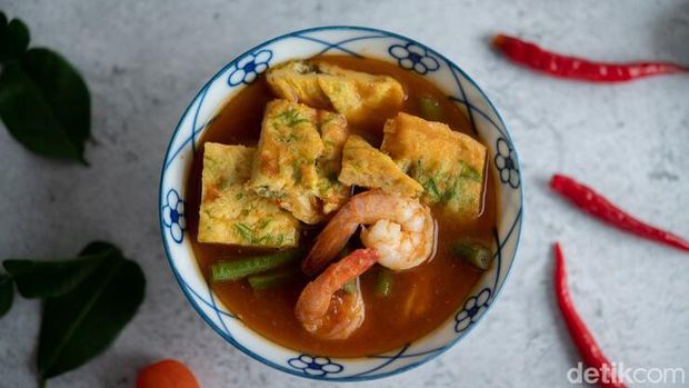 Menu sahur berkuah.