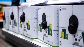 Xbox Game Pass Ultimate dibanderol seharga USD 14,99 atau sekitar Rp 226 ribu per bulan. Sedangkan khusus untuk PC dan konsol harganya lebih murah, yakni USD 9,99 atau sekitar Rp 150 ribu per bulan. Christopher Dilts/Bloomberg via Getty Images