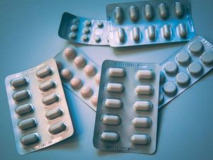Methylprednisolone 4 Mg Obat Apa? Ini Dosis, Efek Samping, dan Cara Kerjanya