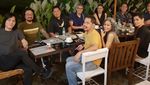 Keseruan Once Mekel saat Makan-makan Bareng Teman SMA