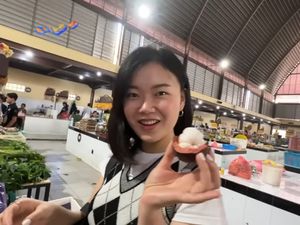 Pasangan Korea Ini Coba Belanja di Pasar Bali, Beli Beragam Buah
