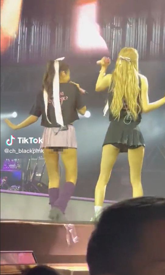 Penampilan Jennie BLACKPINK saat konser di Filipina