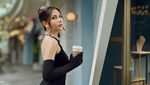 Pesona Jessica Mila Saat Belajar Baking dan Ngemil Croissant