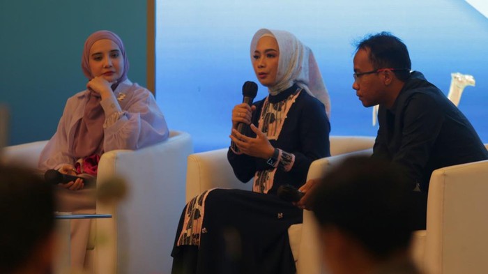 Lazada Indonesia gelar program 'Membeli Untuk Memberi'. Program ini mengajak konsumen berbagi kebahagiaan Ramadan dan Hari Raya.
