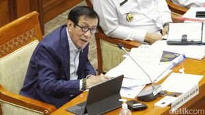 Yasonna: Kampung Rusia Bali gegara Buka Pintu WNA Saat COVID