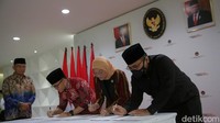 Penandatangan SKB 3 Menteri dilakukan di kantor Kemenko PMK, Jakarta Pusat, Rabu (29/3/2023).