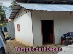 Foto Rumah Anti Sombong, Luarnya Triplek Tapi Punya Kamar Sultan Bak Hotel