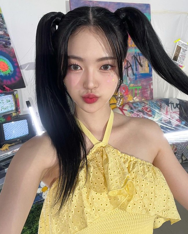 Aku pernah bekerja paruh waktu sebagai model shopping mall, model kecantikan, dan pekerja kafe. Tapi penghasilannya hanya memenuhi kebutuhan, kata Somyi.Foto: Instagram @somsom_o0o