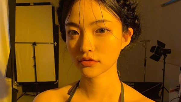 Foto Mantan Idol KPop yang Dikritik Jadi BJ, Ternyata untuk Bayar Utang Ortu