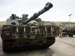Senjata Baru Ukraina: Tank Inggris yang Tak Pernah Dihancurkan Musuh