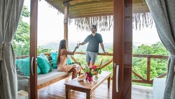 Ini Hotel 18+, Menginap Gratis Kalau Tamunya Berhasil Hamil