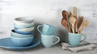 Tips Membersihkan Peralatan Dapur Keramik, Lakukan 3 Cara Ini