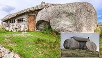 Rumah batu ini disebut Casa do Penedo, atau House of Stone, terletak di Pegunungan Fafe Portugal.