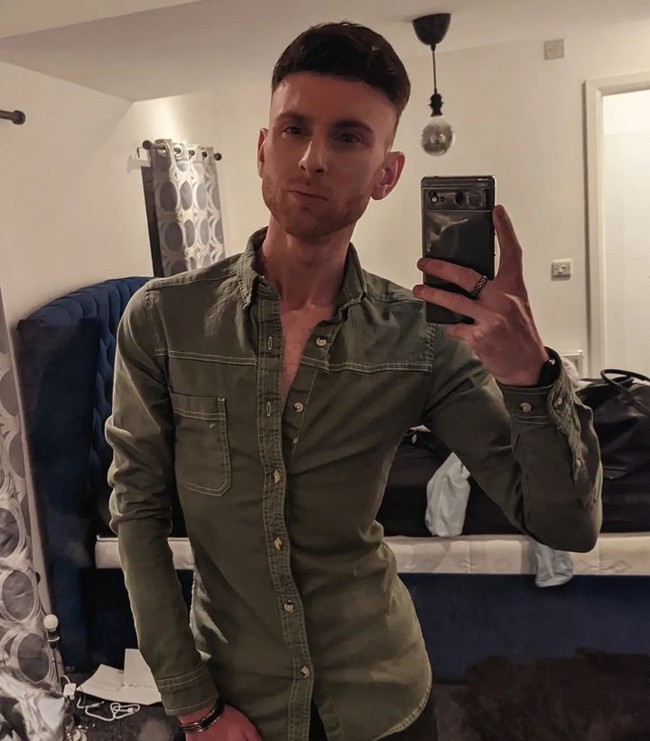 Bisa dilihat jika penampilan Ashley setelahnya terlihat lebih muda. Ia pun tampak semakin percaya diri. Banyak orang merasa ia seperti 20 tahun lebih muda.Foto: Instagram Ashley Tawney