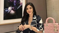 Bunga Aurellie mengatakan kurmanya didatangkan langsung dari Arab lantaran dirinya telah bekerja sama dengan juragan buah tersebut. (Foto: dok pribadi)