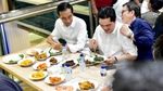 Enak Terus! Keseruan Ketum PSSI Eric Thohir Cicipi Kuliner Nusantara